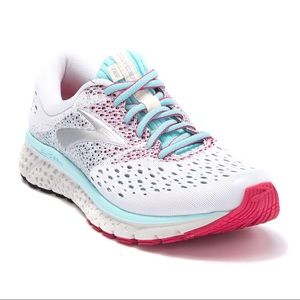 Brooks Glycerin 16 white women’s running shoe